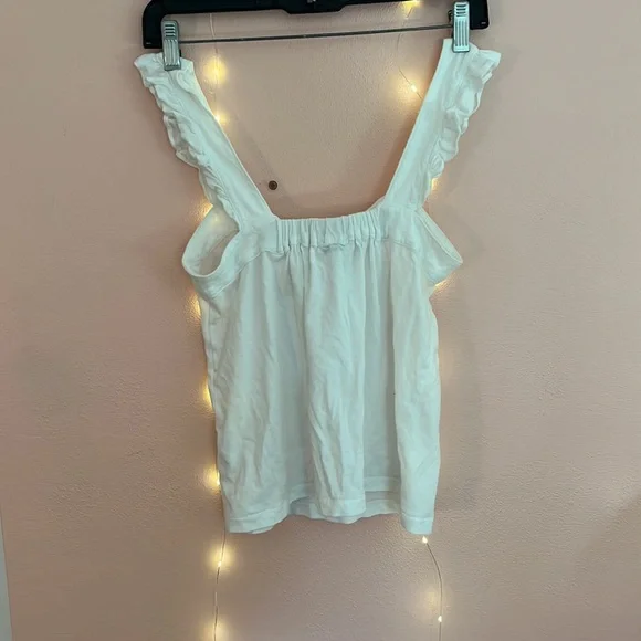 White tank top with cute bow - Picture 2 of 4